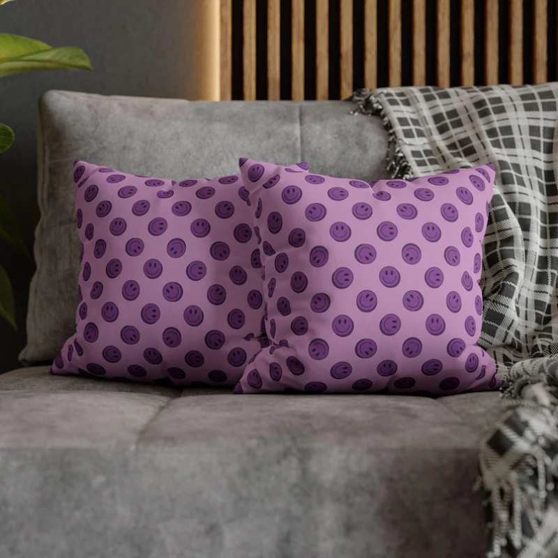 Home Decor Emoji - Poszewka na poduszkę VIKAMA Purple Smile,